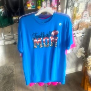 Women’s football mom Shirt large
